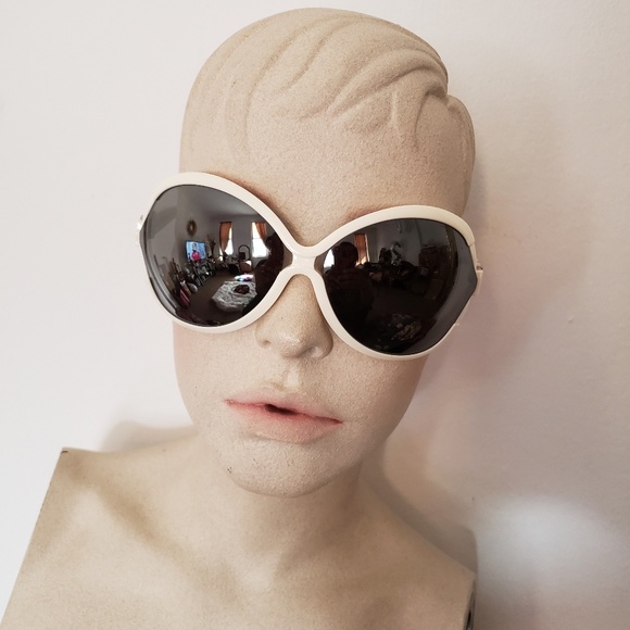 Dolce & Gabbana Accessories - Dolce and Gabbana Sunglasses 508 6g